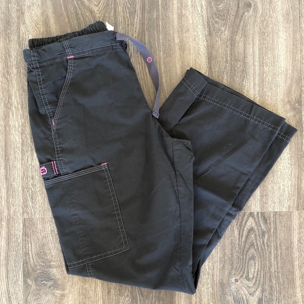 Scrub pants
